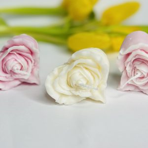 świeczka sojowa róża kwiat